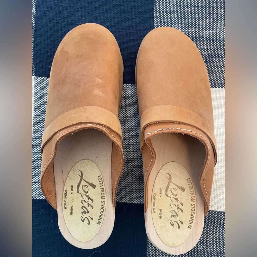 Authentic Swedish Clogs — Lotta from Stockholm (38)